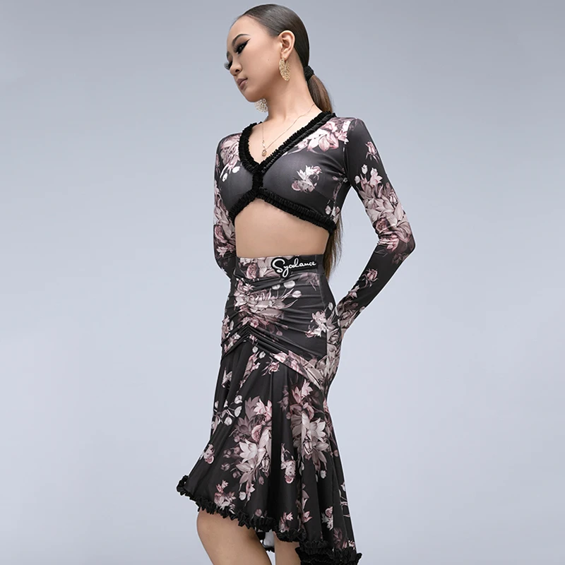 2025 Latin Dance Costume Women Long Sleeves Flower Print Tops Skirt Club Prom Cha Cha Rumba Salsa Dance Performance Wear NV22092
2025 Latin Dance Costume Women Long Sleeves Flower Print Tops Skirt Club Prom Cha Cha Rumba Salsa Dance Performance Wear NV22092