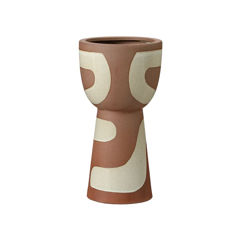 Современная ваби говорит моя глиняная печь горящая абстрактная керамическая ваза выставочный зал вход гостиная цветочная композиция
Современная ваби говорит моя глиняная печь горящая абстрактная керамическая ваза выставочный зал вход гостиная цветочная композиция