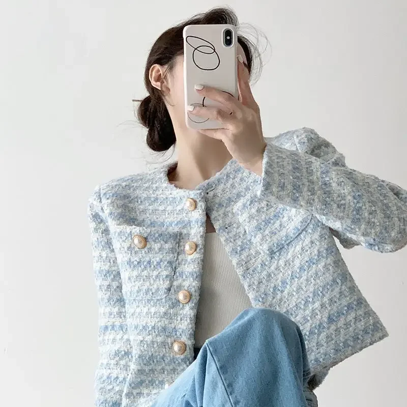 French Pearl buckle temperament small fragrance coat women's autumn and winter new fashion design sense niche short coat
French Pearl buckle temperament small fragrance coat women's autumn and winter new fashion design sense niche short coat