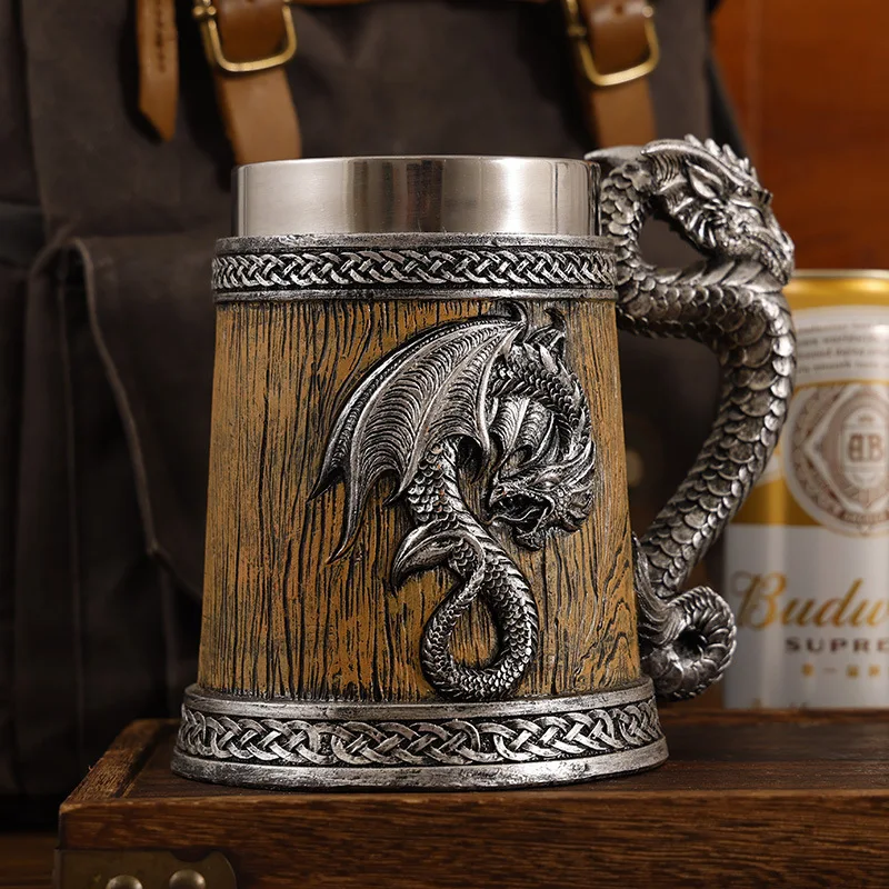 Retro Dinosaur 3D Stereo Head Wooden Barrel Beer Cup Handmade Resin Imitation Wood Stainless Steel Wine Cup Dining Utensils
Retro Dinosaur 3D Stereo Head Wooden Barrel Beer Cup Handmade Resin Imitation Wood Stainless Steel Wine Cup Dining Utensils