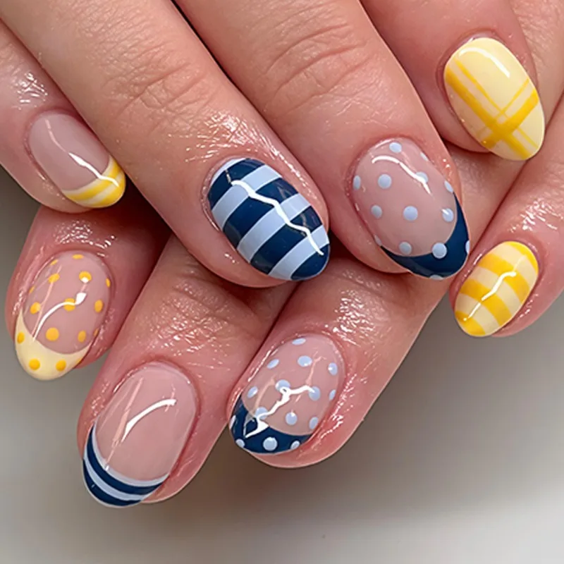 24PCS Short Oval False Nails Blue Stripes French with Polka Dot Press on Nails Sweet Yellow Plaid Simple Deisgn Fake Nails Patch
24PCS Short Oval False Nails Blue Stripes French with Polka Dot Press on Nails Sweet Yellow Plaid Simple Deisgn Fake Nails Patch