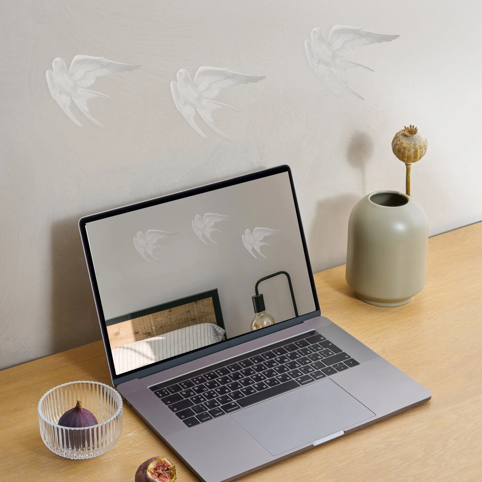 Swallow Shape Wall Decor 3D Bird Design Unique Attractive Bedroom Living Room Adornment Swallow Shape Wall Decor
Swallow Shape Wall Decor 3D Bird Design Unique Attractive Bedroom Living Room Adornment Swallow Shape Wall Decor