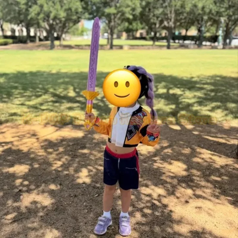 Меч Руми Kpop Охотник за демонами Косплэй костюм аксессуары оружие длинный меч фиолетовый меч Хэллоуин карнавальный костюм реквизит 
Меч Руми Kpop Охотник за демонами Косплэй костюм аксессуары оружие длинный меч фиолетовый меч Хэллоуин карнавальный костюм реквизит