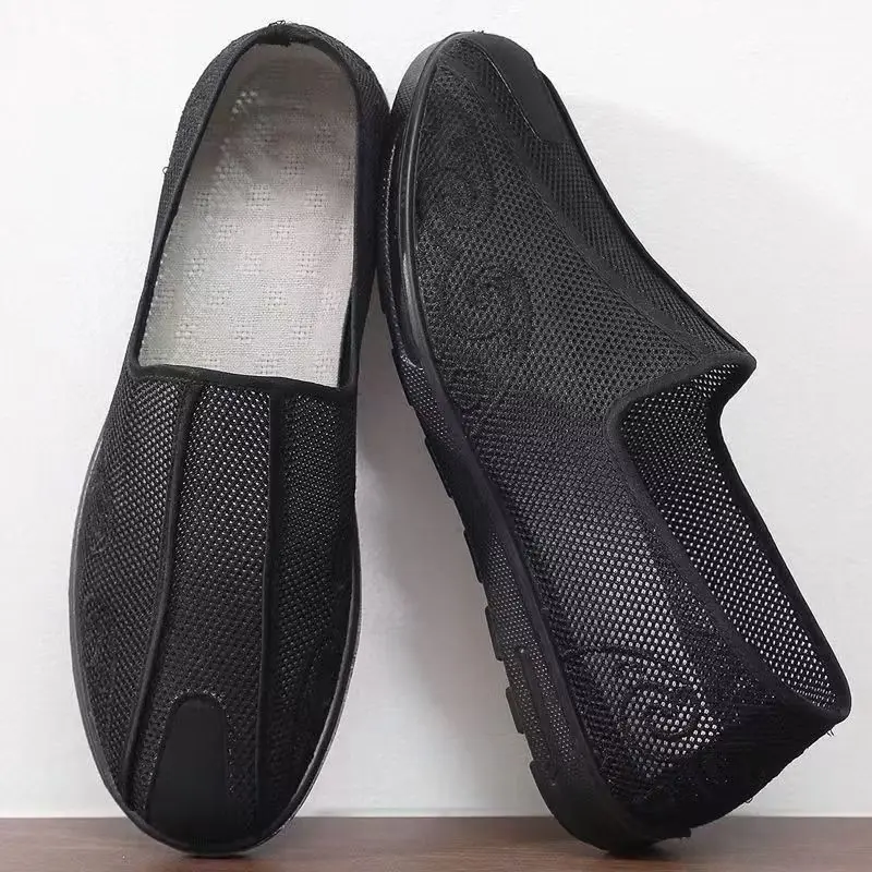 Новые мужские летние туфли на плоской подошве с сеткой, мягкая подошва, нескользящая низкая верхняя обувь без шнуровки, легкая дышащая обувь для пожилых людей, обувь для вождения
Новые мужские летние туфли на плоской подошве с сеткой, мягкая подошва, нескользящая низкая верхняя обувь без шнуровки, легкая дышащая обувь для пожилых людей, обувь для вождения