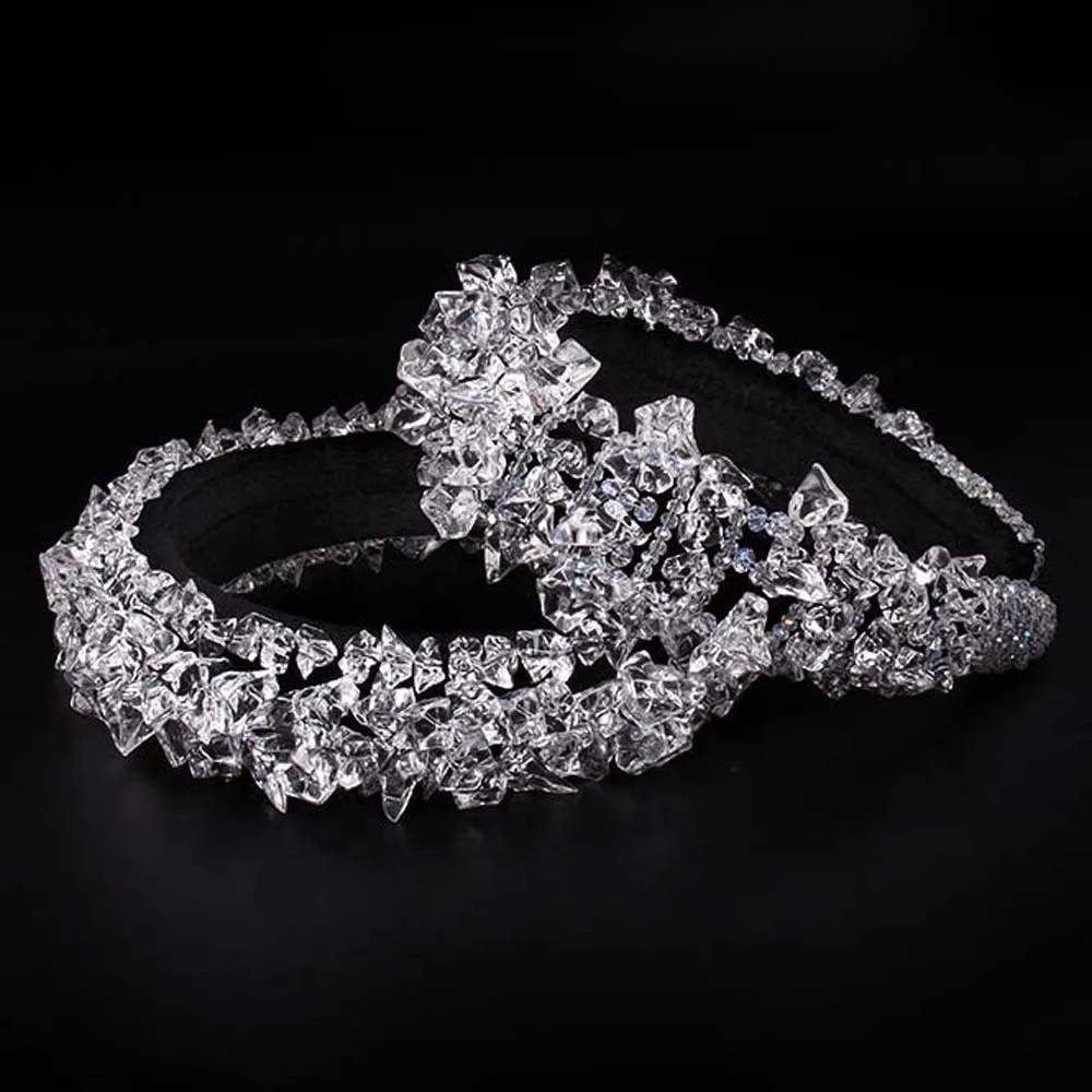 Headwear Irregular Ice Block Hairband Gorgeous Waterproof Crystal Sponge Headband Rhinestone Transparent Crystal Wide Hair Hoop
Headwear Irregular Ice Block Hairband Gorgeous Waterproof Crystal Sponge Headband Rhinestone Transparent Crystal Wide Hair Hoop