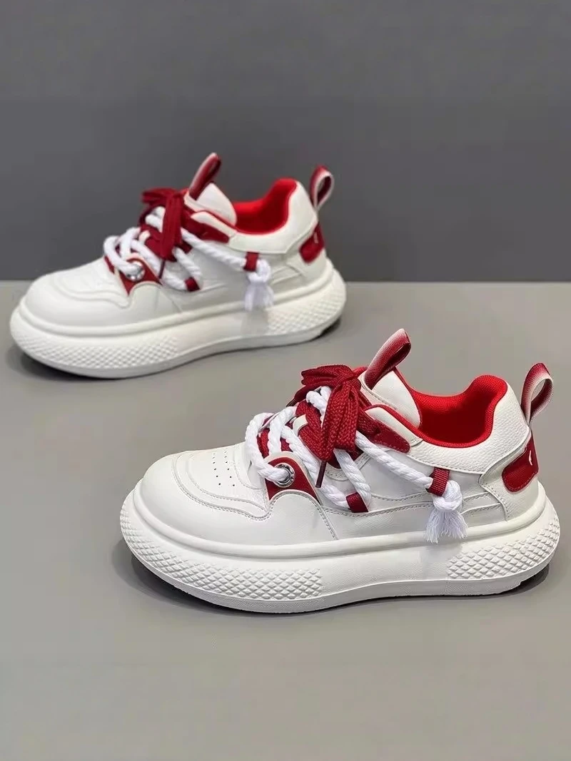 Men's Sporty Height-Boosting Shoes 2026 New Summer Trendy Brand High-End Sensation Casual Low Top Breathable Running Shoes
Men's Sporty Height-Boosting Shoes 2026 New Summer Trendy Brand High-End Sensation Casual Low Top Breathable Running Shoes