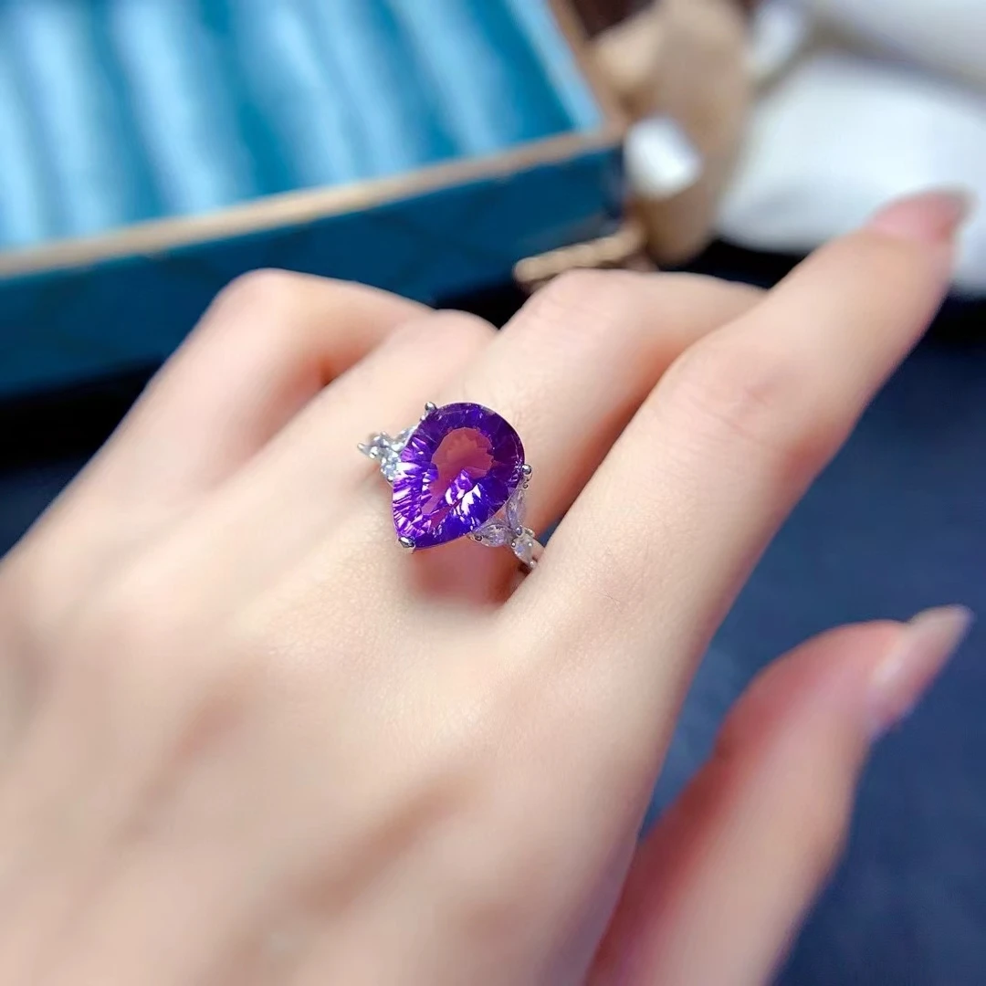 Water Drop Shape Amethyst Ring for Woman 10mm*14mm 5ct Natural Amethyst 925 Silver Ring with Gold Plated
Water Drop Shape Amethyst Ring for Woman 10mm*14mm 5ct Natural Amethyst 925 Silver Ring with Gold Plated