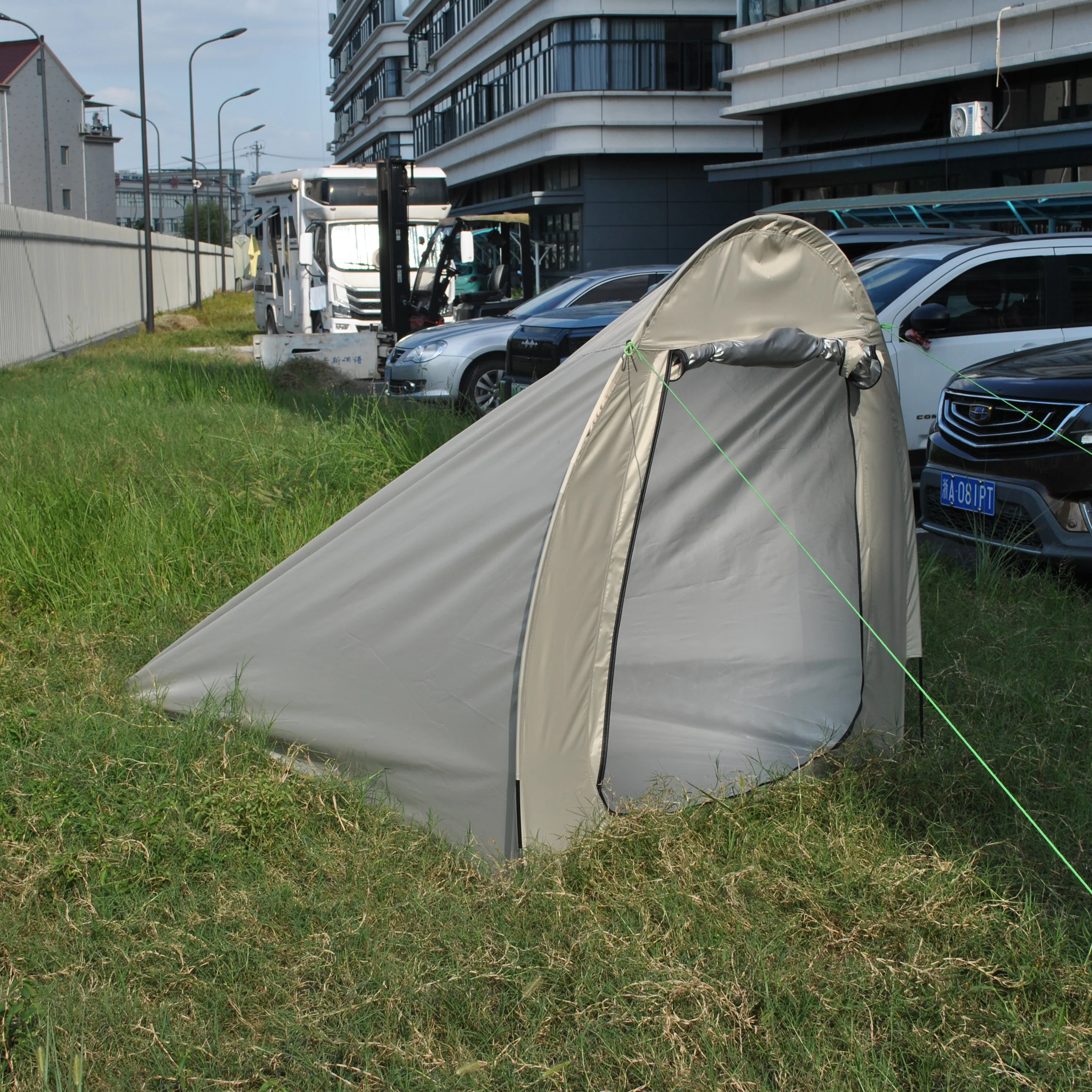 1-местная альпинистская палатка Bivy, походная палатка, легкая палатка для кемпинга с спальным мешком, палатка для сна, треугольная палатка
1-местная альпинистская палатка Bivy, походная палатка, легкая палатка для кемпинга с спальным мешком, палатка для сна, треугольная палатка