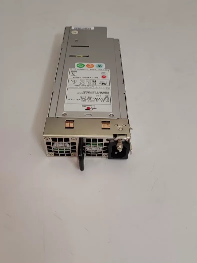 Industrial Server Power Supply Battery Cable 820W C2W-3820V-R
Industrial Server Power Supply Battery Cable 820W C2W-3820V-R