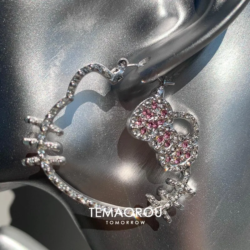 2pcs kawaii Hello Kitty Full Diamond Silver Decoration Cute Anime Gift Student Accessories Women Accessories Festival Gift
2pcs kawaii Hello Kitty Full Diamond Silver Decoration Cute Anime Gift Student Accessories Women Accessories Festival Gift