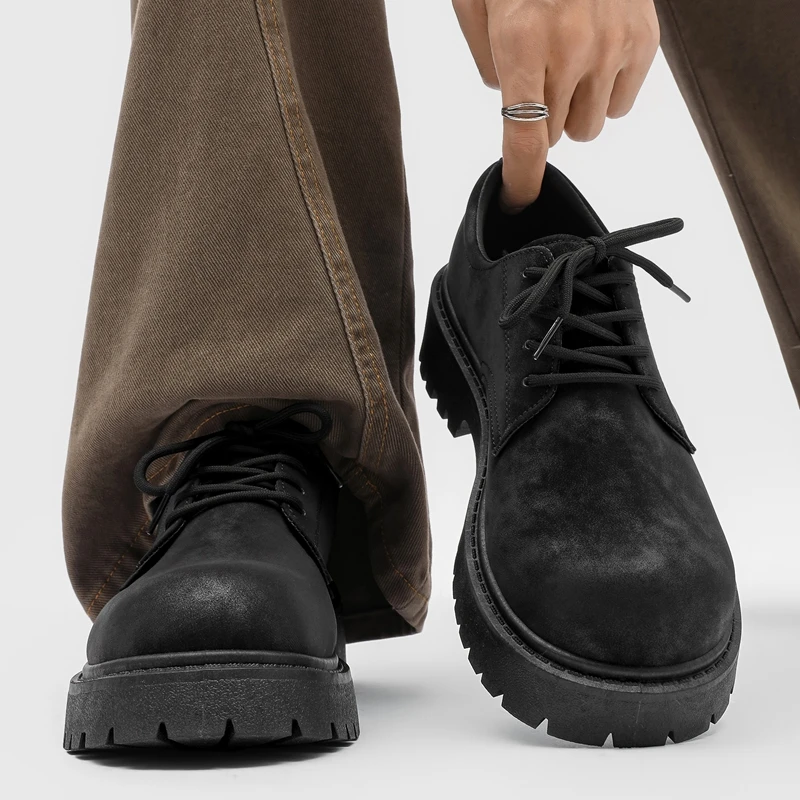 Men's Casual Shoes Spring High Sensation Retro Black Leather Anti-slip Wear-resistant Thick Bottom Heightening Big Head
Men's Casual Shoes Spring High Sensation Retro Black Leather Anti-slip Wear-resistant Thick Bottom Heightening Big Head