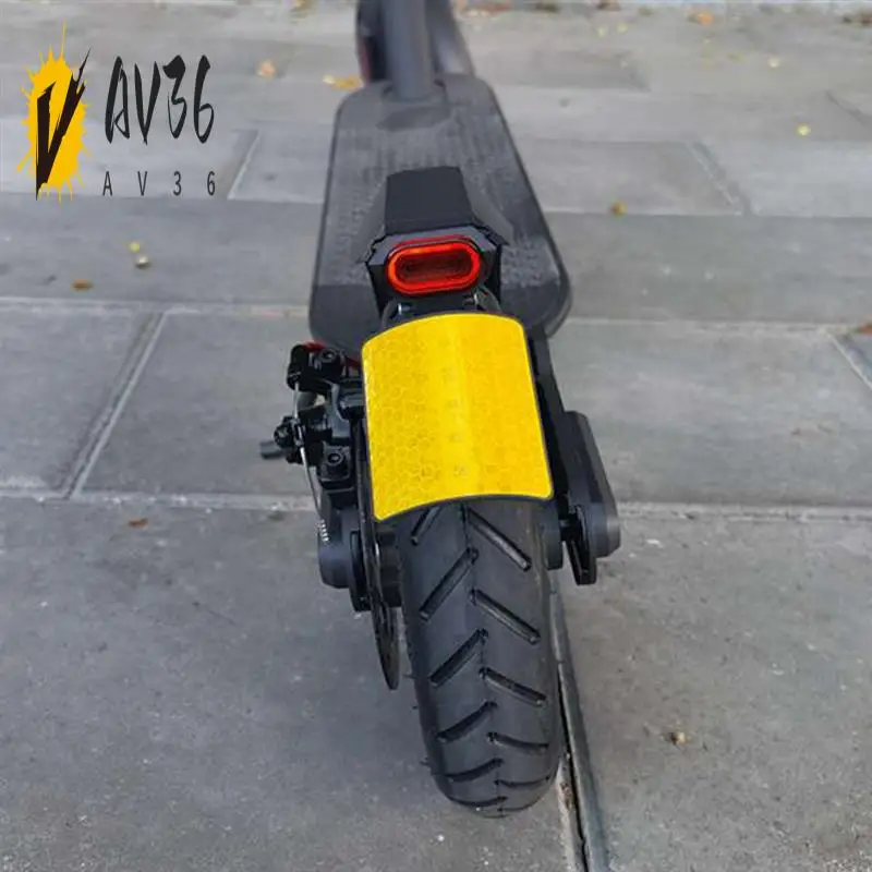 AV36-Scooter Fenders Rear Replacement Accessories With License Plate Flap For Xiaomi Electric Scooters, PRO 2 Black
AV36-Scooter Fenders Rear Replacement Accessories With License Plate Flap For Xiaomi Electric Scooters, PRO 2 Black