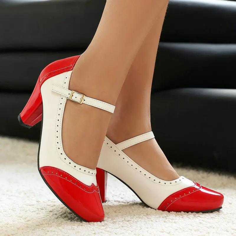 Mary Jane Shoes Women Patent Leather Block Heels Pumps Retro Two Tone Brogue High Heels 50s 60s Rockabilly Party Shoes Plus Size
Mary Jane Shoes Women Patent Leather Block Heels Pumps Retro Two Tone Brogue High Heels 50s 60s Rockabilly Party Shoes Plus Size