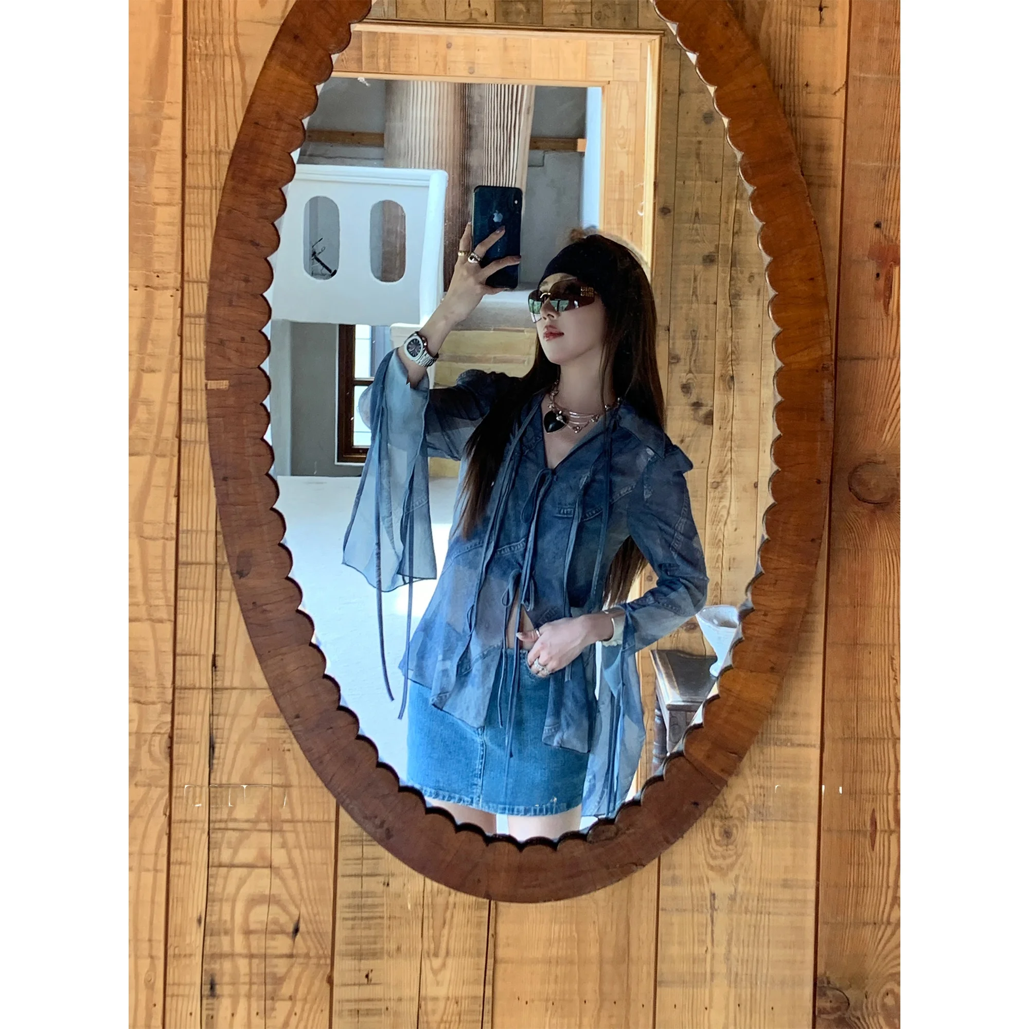 Летний кардиган-топ SONG WEN: полупрозрачный, свободный крой, длинный рукав, французский стиль, обзор с показа
Летний кардиган-топ SONG WEN: полупрозрачный, свободный крой, длинный рукав, французский стиль, обзор с показа