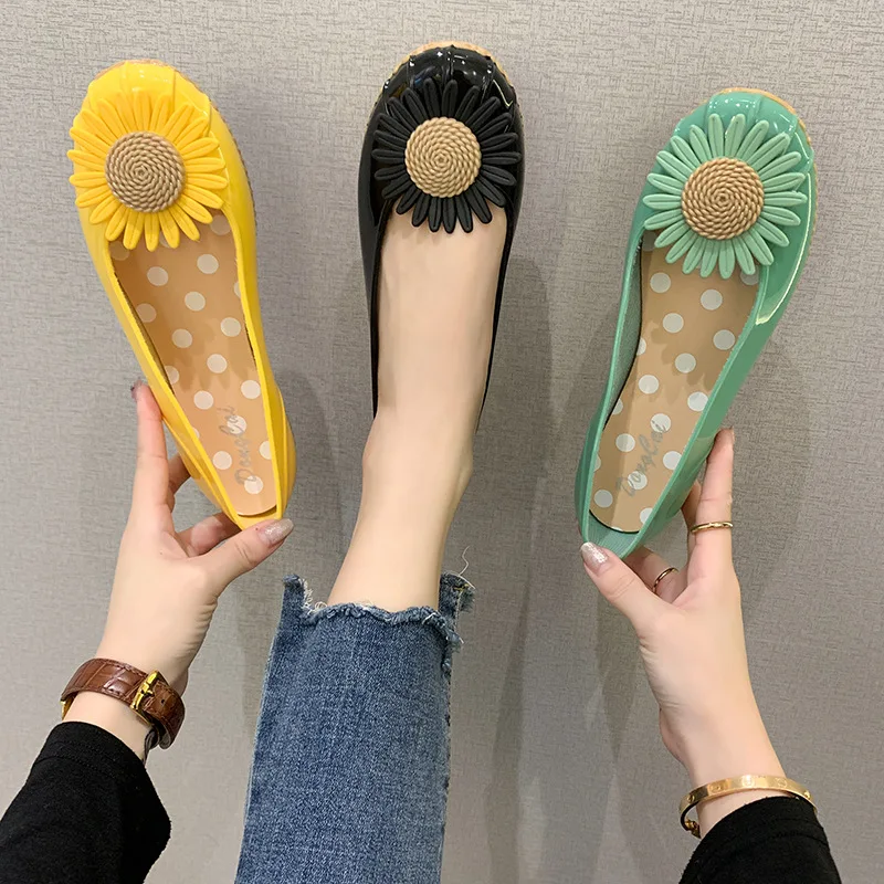 Fashionable Ladies Rain Boots Floral Plastic Slip-On Casual Water Shoes Waterproof Non-Slip Adult Low-Cut Easy-To-Wear Rain B...
Fashionable Ladies Rain Boots Floral Plastic Slip-On Casual Water Shoes Waterproof Non-Slip Adult Low-Cut Easy-To-Wear Rain B...