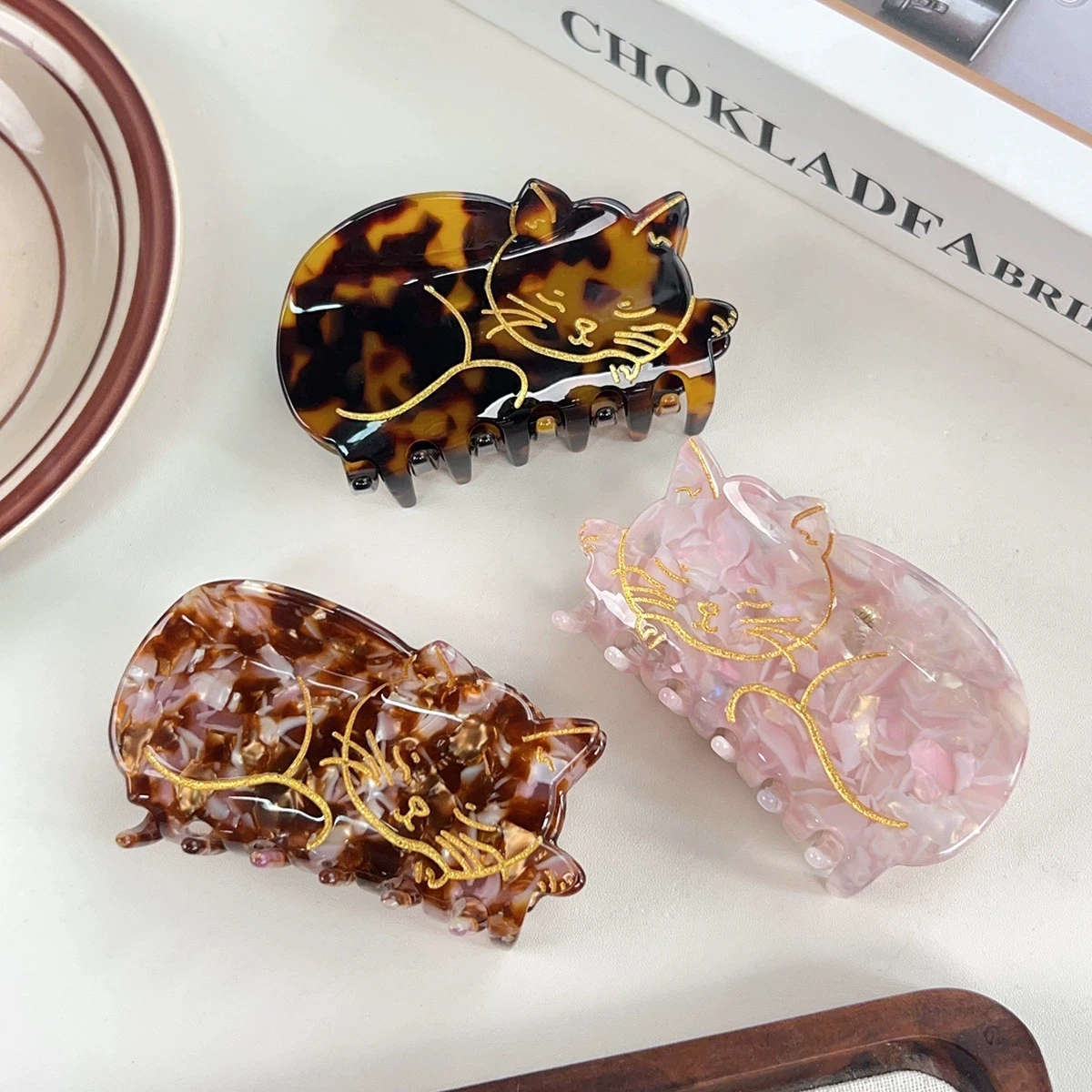 Korean Cute Cat Acetate Hair Claw Clips for Women Elegant Exquisite Shark Clips Versatile Hair Accessories Hair Barrettes
Korean Cute Cat Acetate Hair Claw Clips for Women Elegant Exquisite Shark Clips Versatile Hair Accessories Hair Barrettes