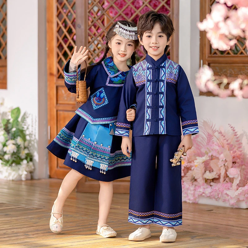 2025 New Kids Tang Suit Hanfu Vinatge Traditional Children Dance Perform Costume Boy&Girl Chinese Minority Nationality Clothes
2025 New Kids Tang Suit Hanfu Vinatge Traditional Children Dance Perform Costume Boy&Girl Chinese Minority Nationality Clothes
