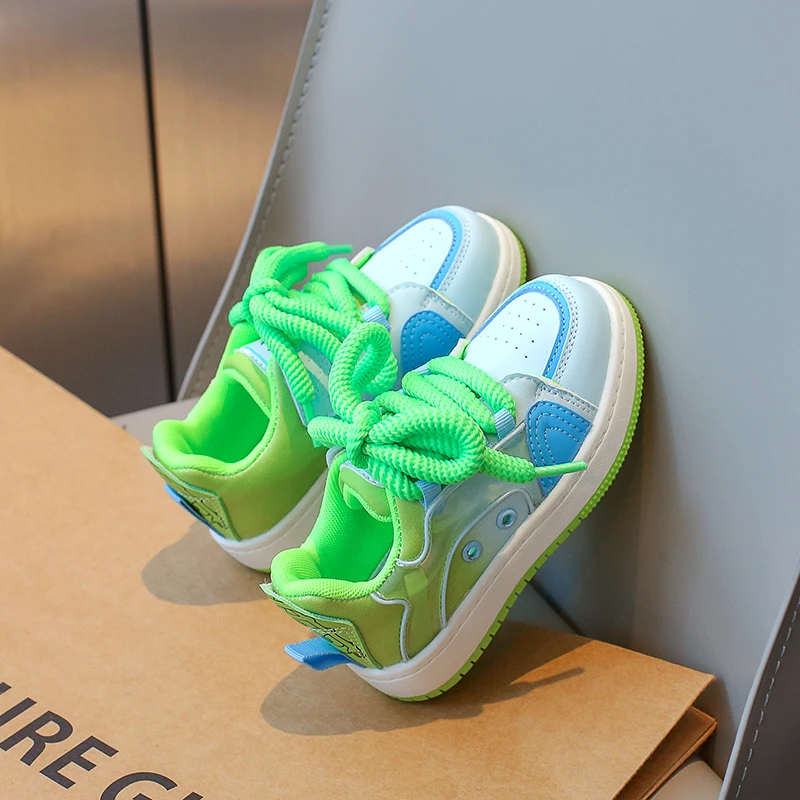 Новые детские прогулочные стильные кроссовки на платформе, модная повседневная обувь из искусственной кожи для мальчиков и девочек, кроссовки
Новые детские прогулочные стильные кроссовки на платформе, модная повседневная обувь из искусственной кожи для мальчиков и девочек, кроссовки