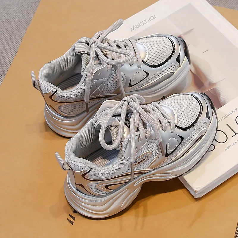 2025 New Children Casual Sneakers for Girl Boy Spring Autumn Fashion Korean Style Soft Anti-slippery Versatile Chic School Shoes
2025 New Children Casual Sneakers for Girl Boy Spring Autumn Fashion Korean Style Soft Anti-slippery Versatile Chic School Shoes
