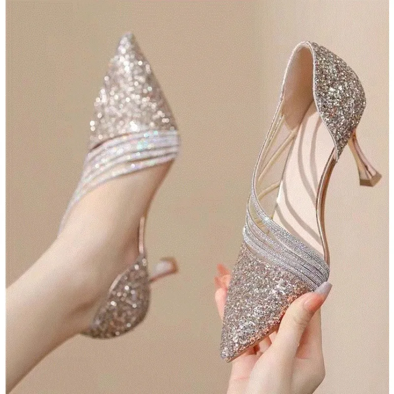 Sexy Pointed Toe Champagne Ladies High Heels New Shiny Crystal Wedding Bridal Shoes Simple and Elegant Women's Dress Shoes
Sexy Pointed Toe Champagne Ladies High Heels New Shiny Crystal Wedding Bridal Shoes Simple and Elegant Women's Dress Shoes