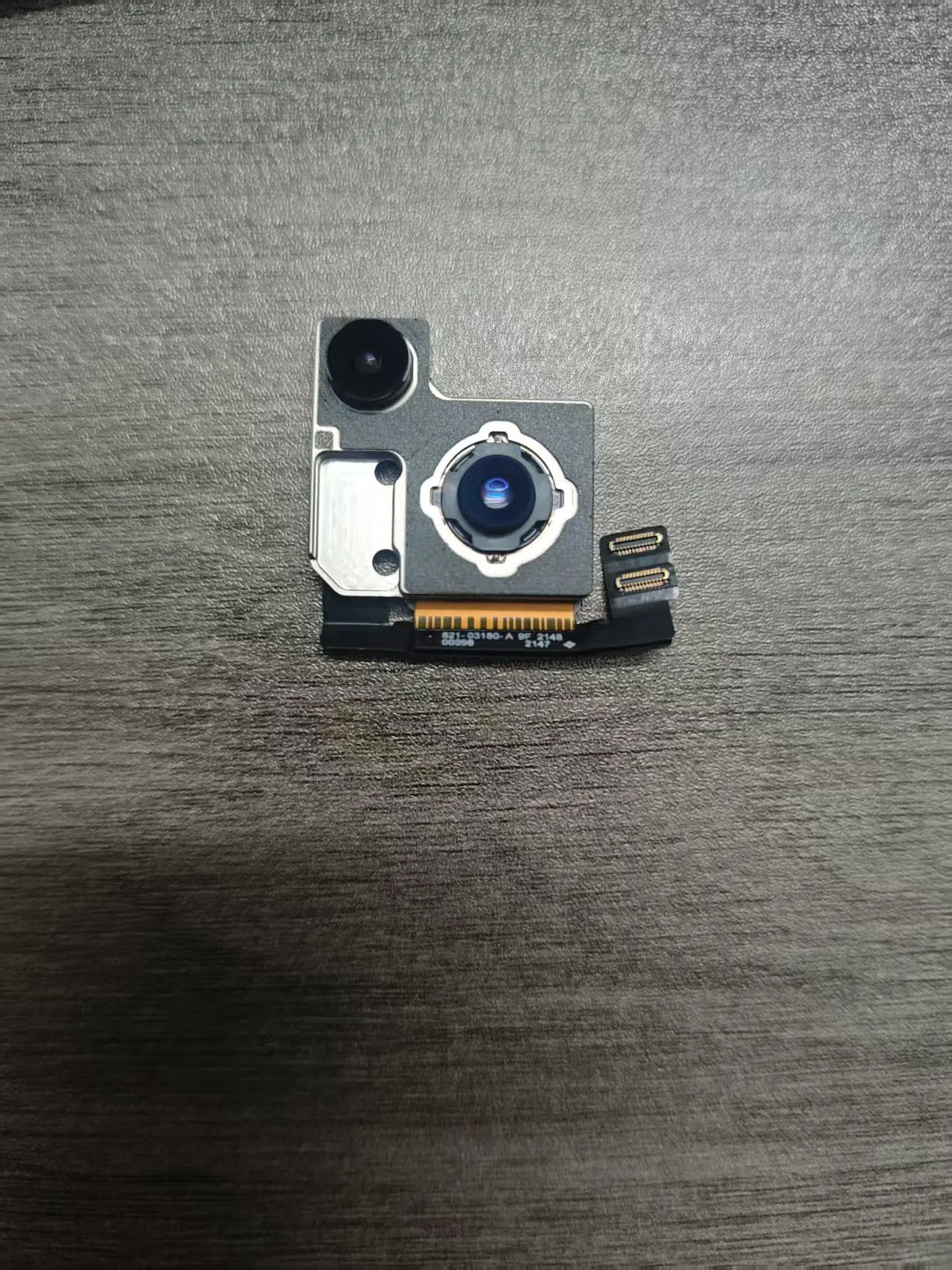 Original Rear Dual Camera Module for iPhone 13 – High Definition HD Replacement Camera with Autofocus, Compatible with iOS
Original Rear Dual Camera Module for iPhone 13 – High Definition HD Replacement Camera with Autofocus, Compatible with iOS