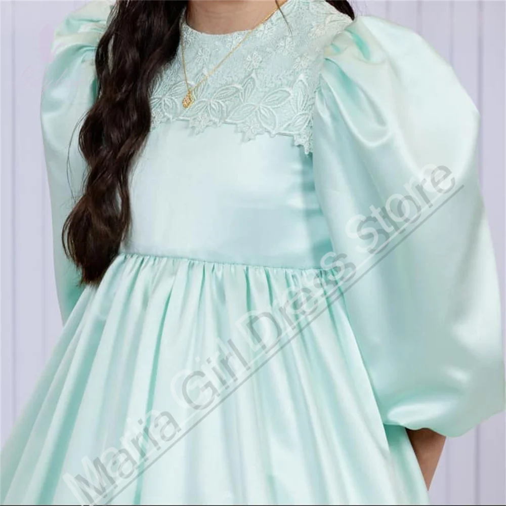 Потрясающие детские платья на заказ цвета шалфейно-зеленый, с пышными кружевными рукавами-фонариками, для конкурсов красоты и на день рождения
Потрясающие детские платья на заказ цвета шалфейно-зеленый, с пышными кружевными рукавами-фонариками, для конкурсов красоты и на день рождения