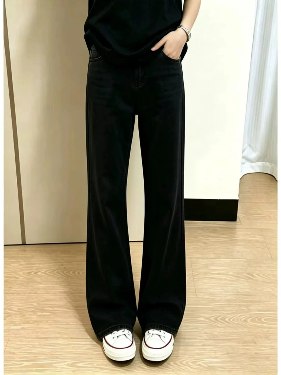 Black Slim Fit Straight Leg Men's Jeans Summer Thin Ice Silk Cool Feeling Loose Trousers Youth Fashion Casual Breathable
Black Slim Fit Straight Leg Men's Jeans Summer Thin Ice Silk Cool Feeling Loose Trousers Youth Fashion Casual Breathable