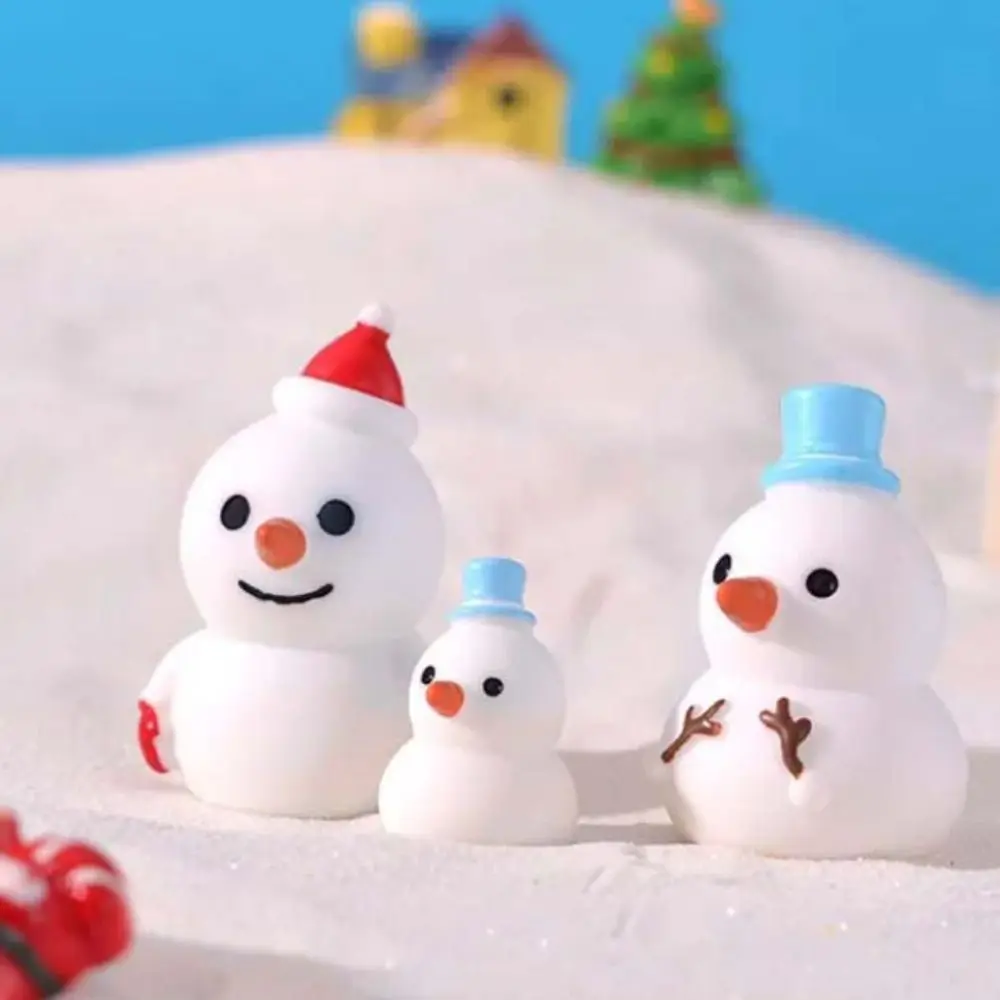 Miniature Snowman Miniature Snowman Model Micro Landscape Santa Claus Santa Claus Figurine Christmas Elk Christmas Decorations
Miniature Snowman Miniature Snowman Model Micro Landscape Santa Claus Santa Claus Figurine Christmas Elk Christmas Decorations
