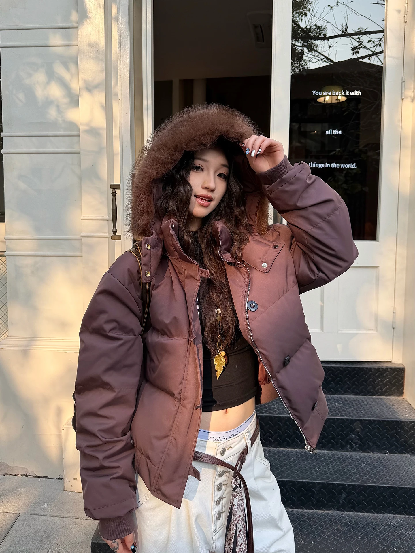 Женская зимняя утепленная парка Don Cry 90 White Du Down с капюшоном, теплая дутая куртка-пуховик из хлопка с меховым воротником
Женская зимняя утепленная парка Don Cry 90 White Du Down с капюшоном, теплая дутая куртка-пуховик из хлопка с меховым воротником