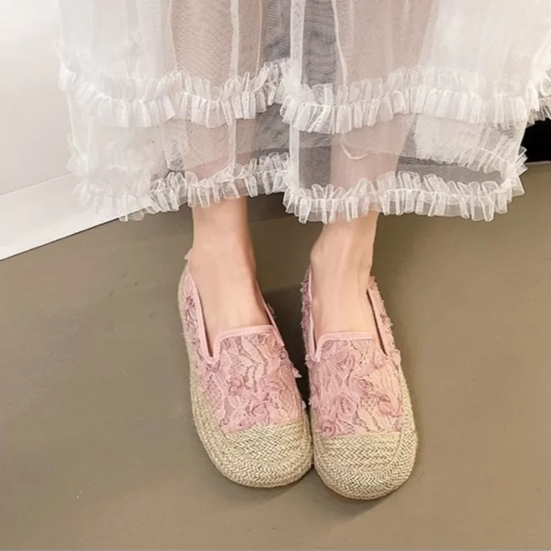 New Style Shoes 2026 Warm Weather Slip-On French Style Shallow Opening Footwear for Expectant Women Lightweight and Fashionable
New Style Shoes 2026 Warm Weather Slip-On French Style Shallow Opening Footwear for Expectant Women Lightweight and Fashionable