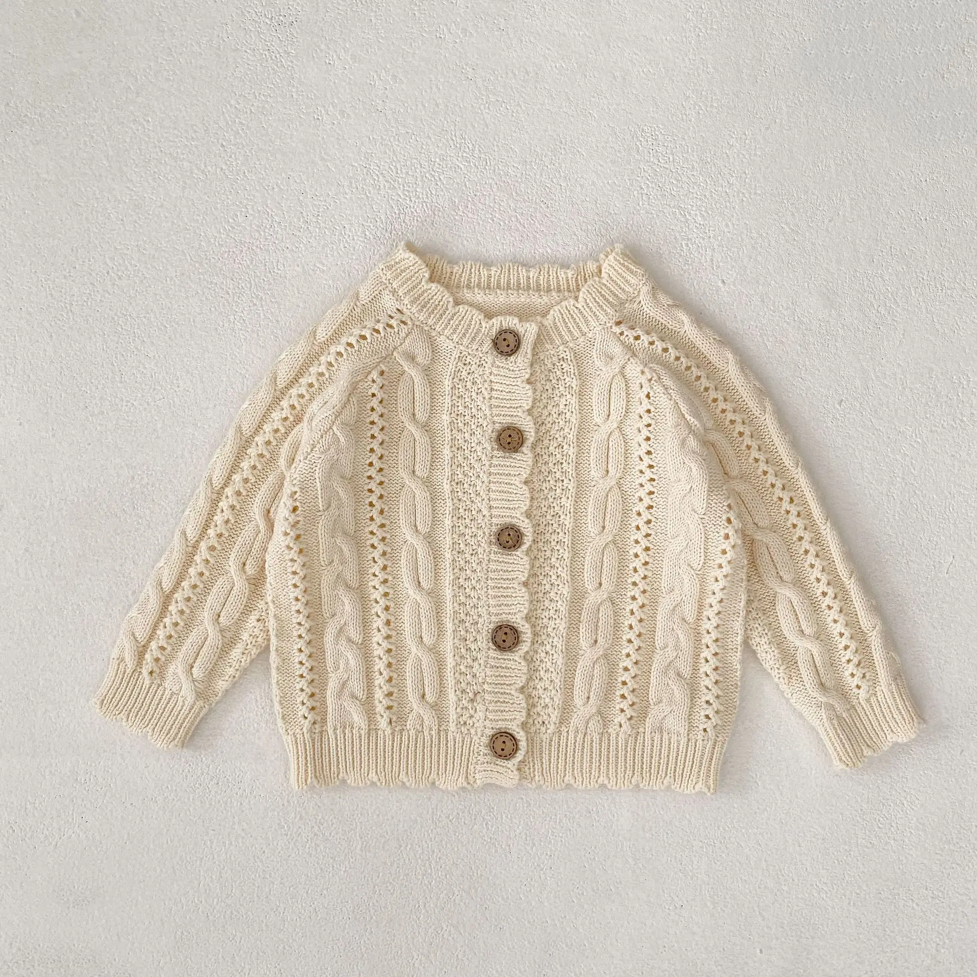 Baby Knitted Sweater 2025 New Autumn Baby Twist Knitted Jacket Fashionable Baby Girl's Cardigan Sweater
Baby Knitted Sweater 2025 New Autumn Baby Twist Knitted Jacket Fashionable Baby Girl's Cardigan Sweater