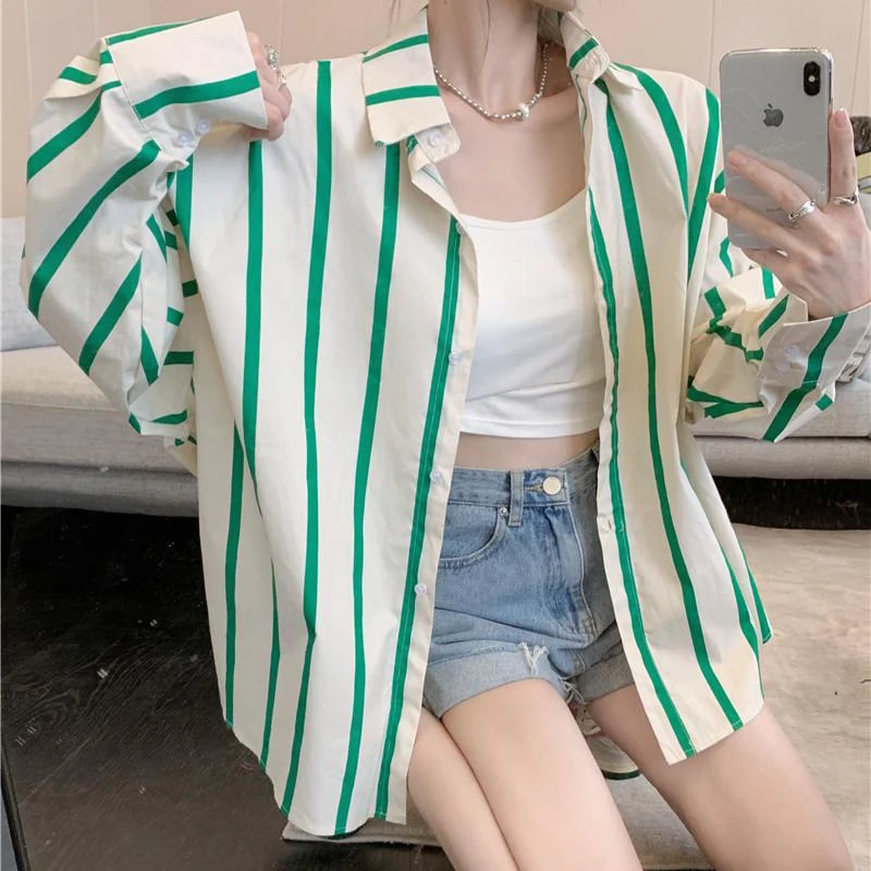 Korean style striped shirt top, summer style women's long sleeved sunscreen jacket, loose and versatile waist cinching shirt
Korean style striped shirt top, summer style women's long sleeved sunscreen jacket, loose and versatile waist cinching shirt