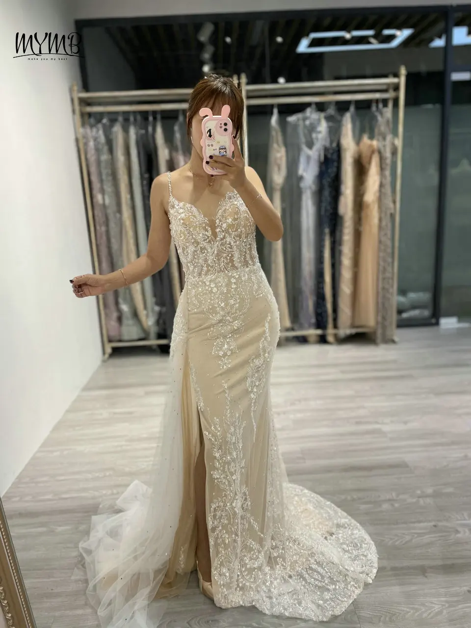 MYMB Exclusive White Spaghetti Straps Lace Appliques Bridal Wedding Dresses Luxury Beaded Mermaid Slit Evening Party Gown GJE005
MYMB Exclusive White Spaghetti Straps Lace Appliques Bridal Wedding Dresses Luxury Beaded Mermaid Slit Evening Party Gown GJE005