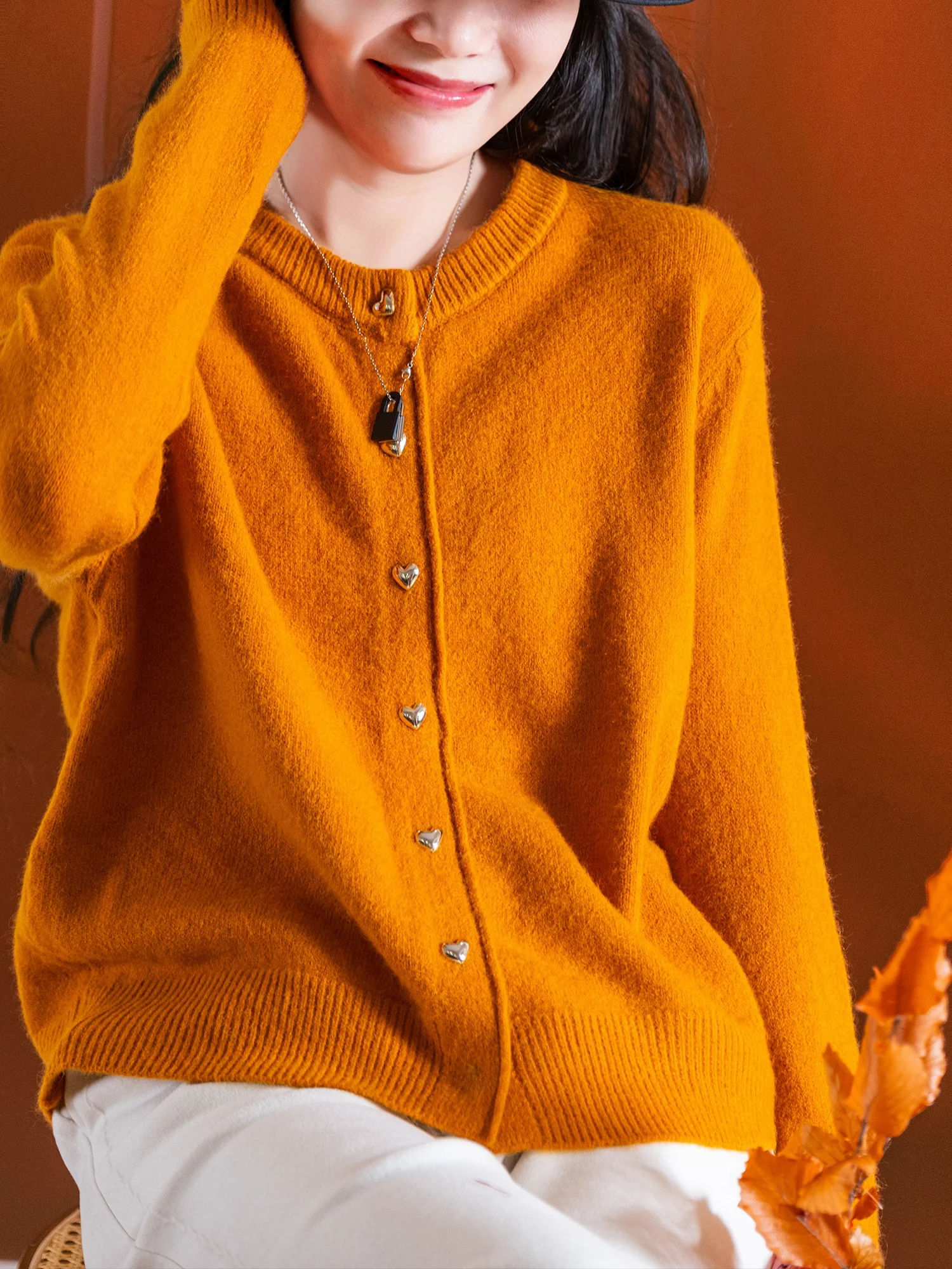 Soft Thi Love Heart Button Open Cardigan Women's Faion Polyester Nylon Rayon Blend Long Sve round Ne Pullover Sweater
Soft Thi Love Heart Button Open Cardigan Women's Faion Polyester Nylon Rayon Blend Long Sve round Ne Pullover Sweater