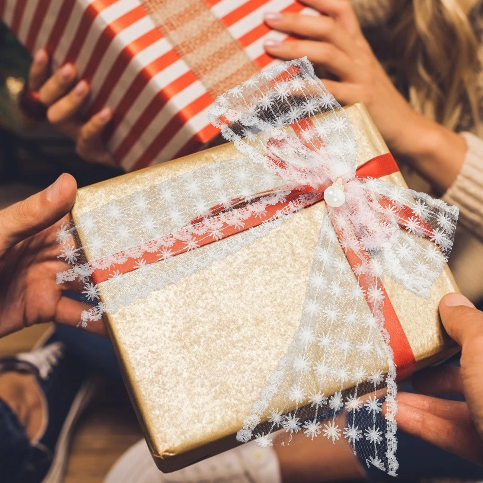 2Pcs Lace Bows Stylish Small Bow Decorations Ideal for Party Wrapping Cake Crafting Hair Clips DIY Ribbon Bows
2Pcs Lace Bows Stylish Small Bow Decorations Ideal for Party Wrapping Cake Crafting Hair Clips DIY Ribbon Bows