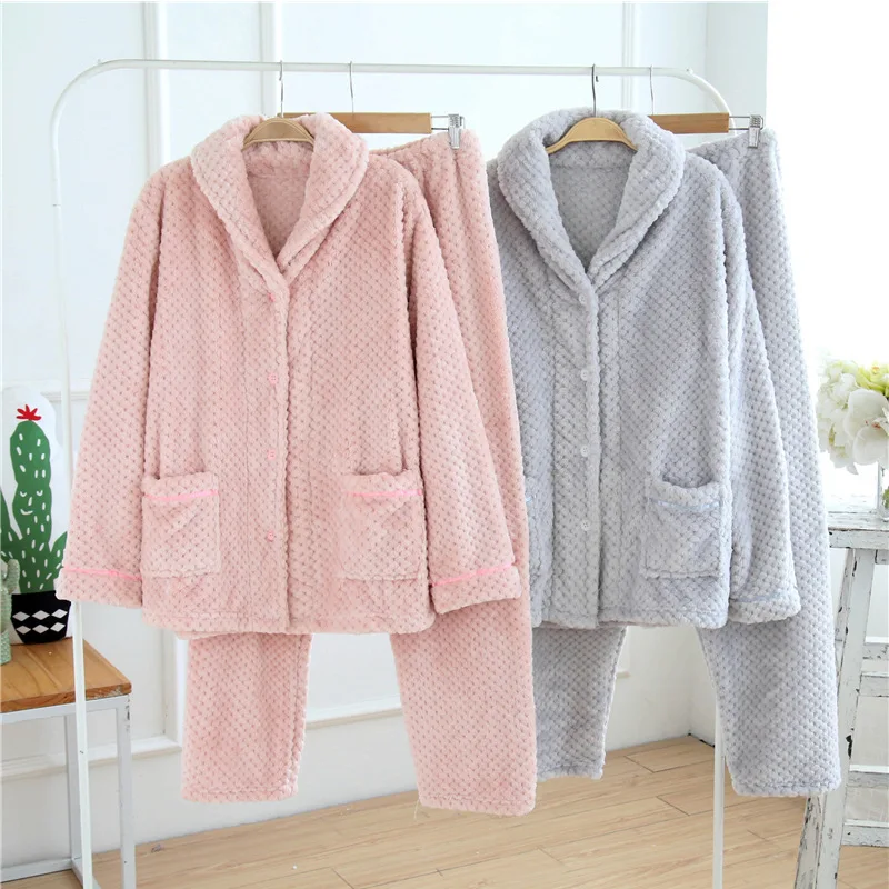 Thick Flannel Sleepwear Long Sleeve Home Clothes Set for Couples Men's Pineapple Pattern Open Cardigan Polyester Fiber
Thick Flannel Sleepwear Long Sleeve Home Clothes Set for Couples Men's Pineapple Pattern Open Cardigan Polyester Fiber