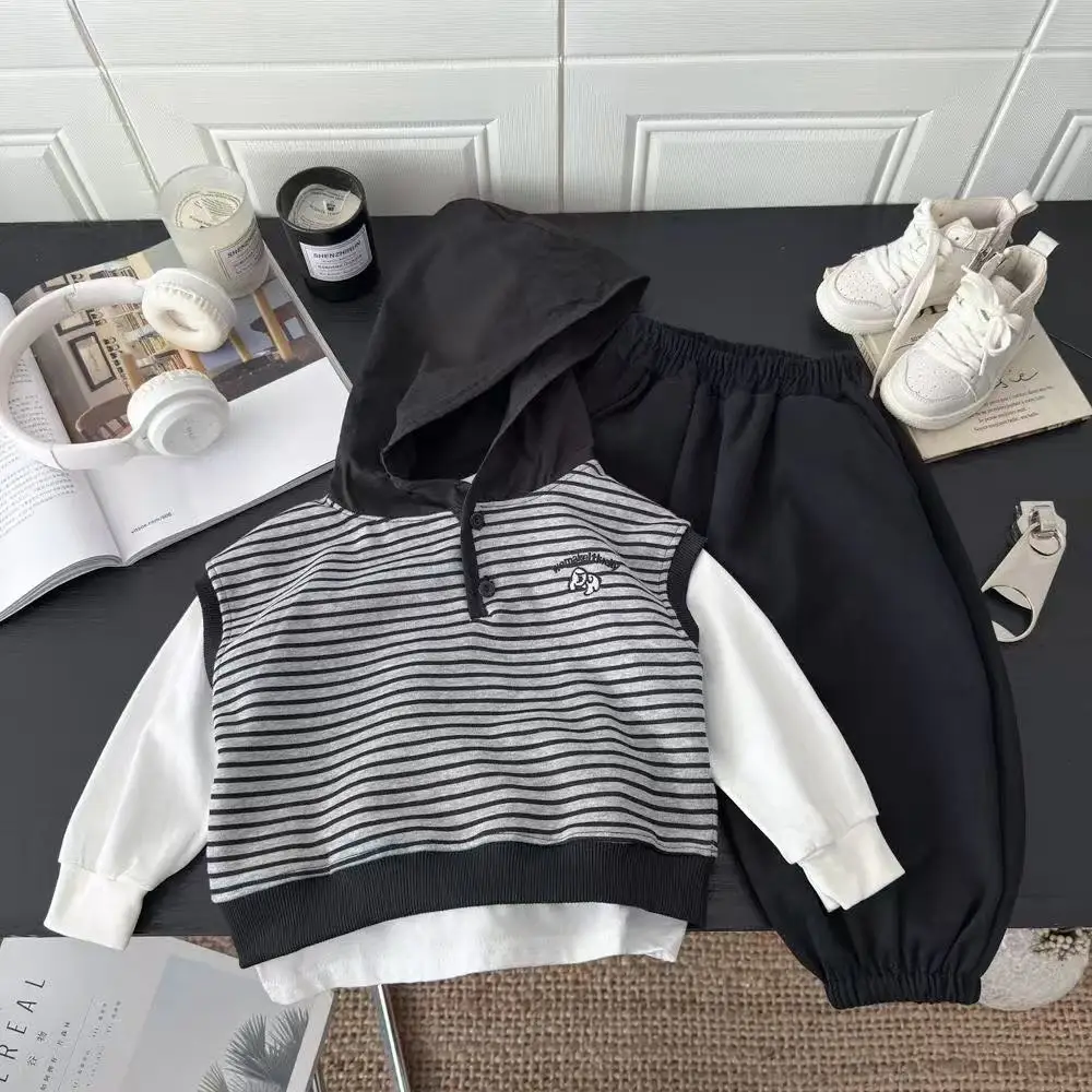Baby Boy Spring and Autumn Clothes Kids Outfit Set New Children's Fashion Vest+T-shirt+Pants Casual Three Piece Set
Baby Boy Spring and Autumn Clothes Kids Outfit Set New Children's Fashion Vest+T-shirt+Pants Casual Three Piece Set
