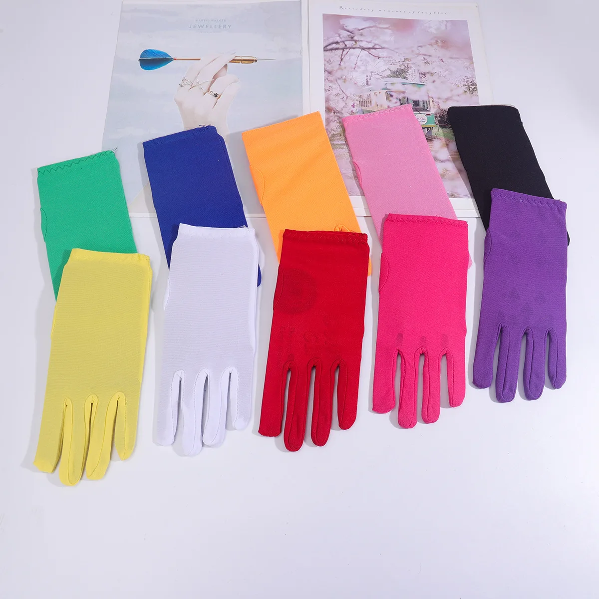 10 pairs Wholesale Children's Boy Girl Thin Elastic Candy Color Glove Kids Dancing Performance Etiquette Glove R2569
10 pairs Wholesale Children's Boy Girl Thin Elastic Candy Color Glove Kids Dancing Performance Etiquette Glove R2569