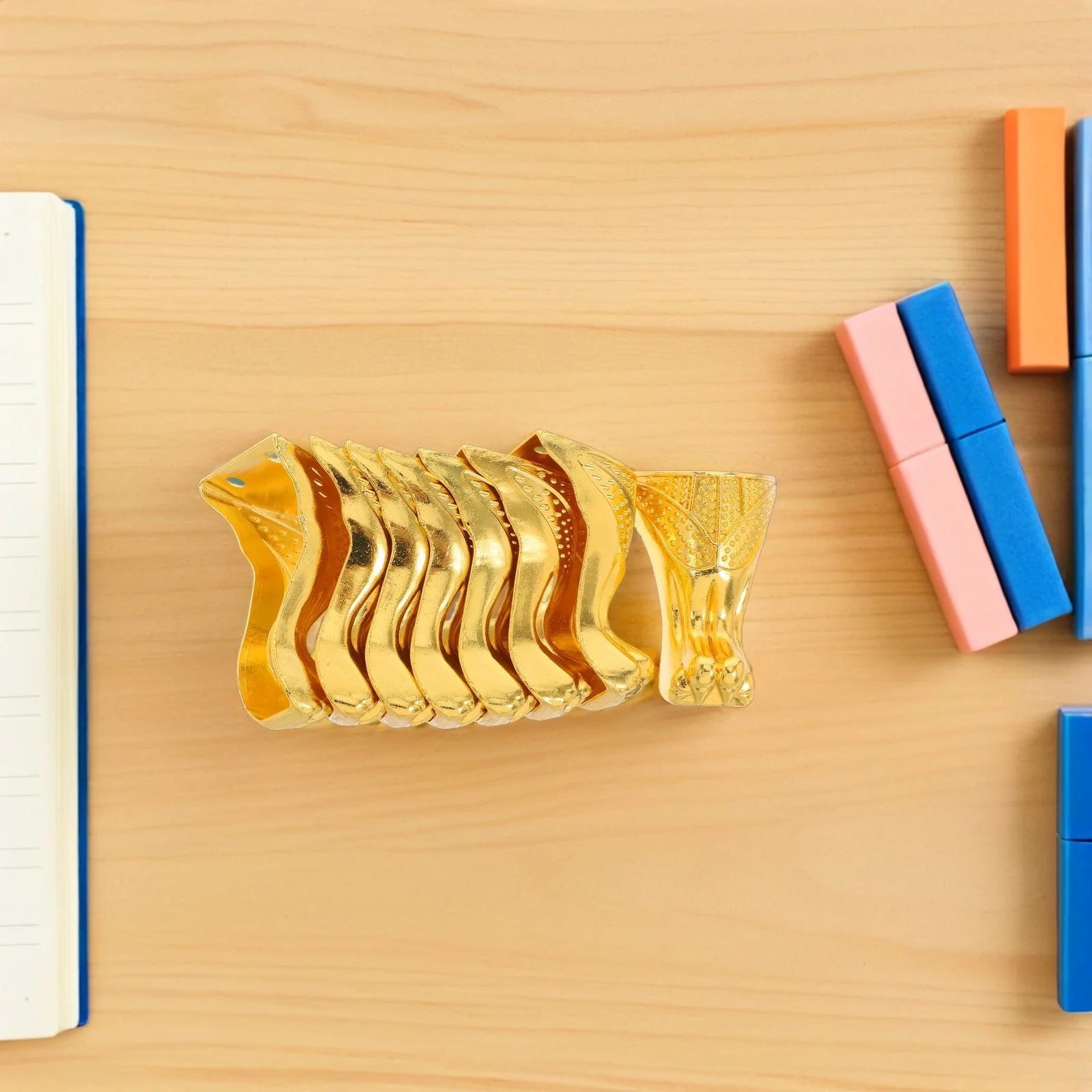 8Pcs Vintage Metal Corner Guard Furniture Support Feet Decorative Bracket for Jewelry Chest Cabinet Table Sturdy Zinc Alloy
8Pcs Vintage Metal Corner Guard Furniture Support Feet Decorative Bracket for Jewelry Chest Cabinet Table Sturdy Zinc Alloy