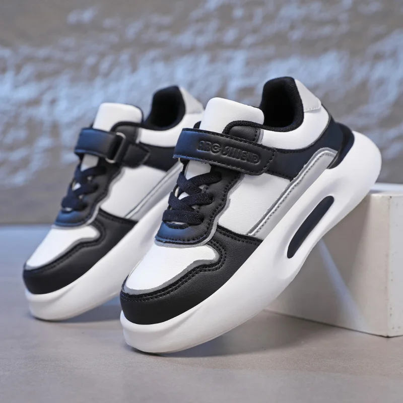 New Fashion Autumn Winter Leather Sneakers for Children Soft Thick Bottom Walking Shoes Kids Casual Sports Shoes for Boy Girls
New Fashion Autumn Winter Leather Sneakers for Children Soft Thick Bottom Walking Shoes Kids Casual Sports Shoes for Boy Girls