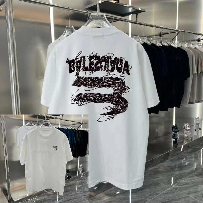Summer new hand-painted letter short-sleeved men's fashion brand half-sleeved men's and women's loose casual t-shirt
Summer new hand-painted letter short-sleeved men's fashion brand half-sleeved men's and women's loose casual t-shirt