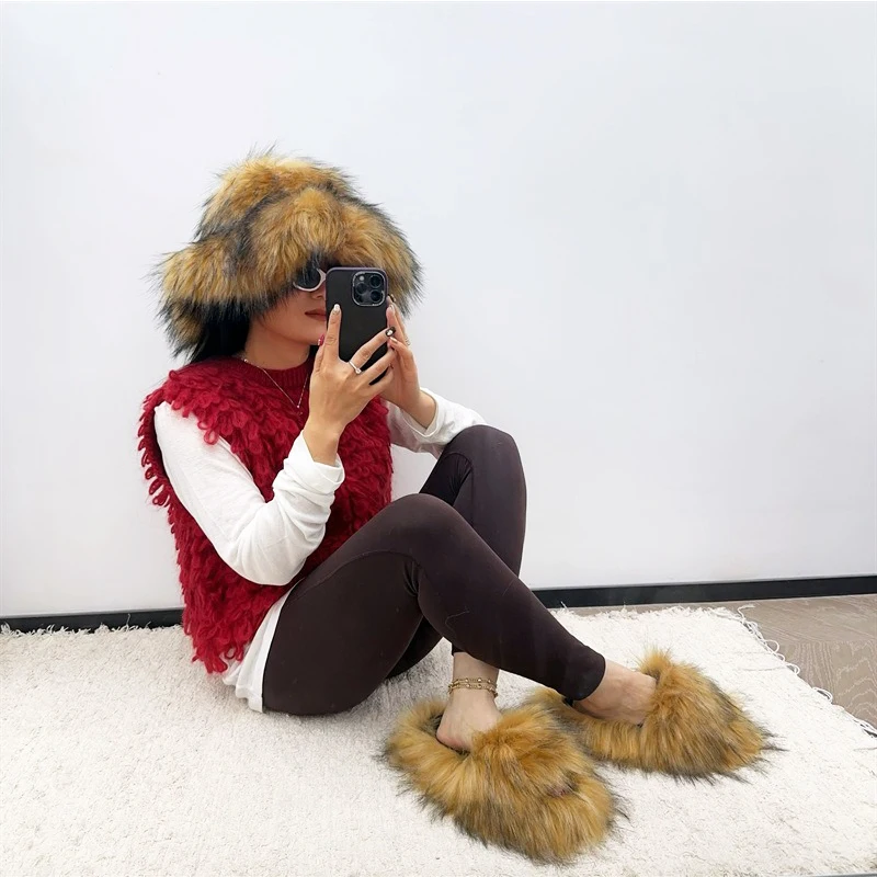 Faux Fur Slippers Hat Set For Home 2025 Women's Indoor Slippers Warm Hat Faux Raccoon Teddy Fur Slides Fox Fur House Slippers
Faux Fur Slippers Hat Set For Home 2025 Women's Indoor Slippers Warm Hat Faux Raccoon Teddy Fur Slides Fox Fur House Slippers