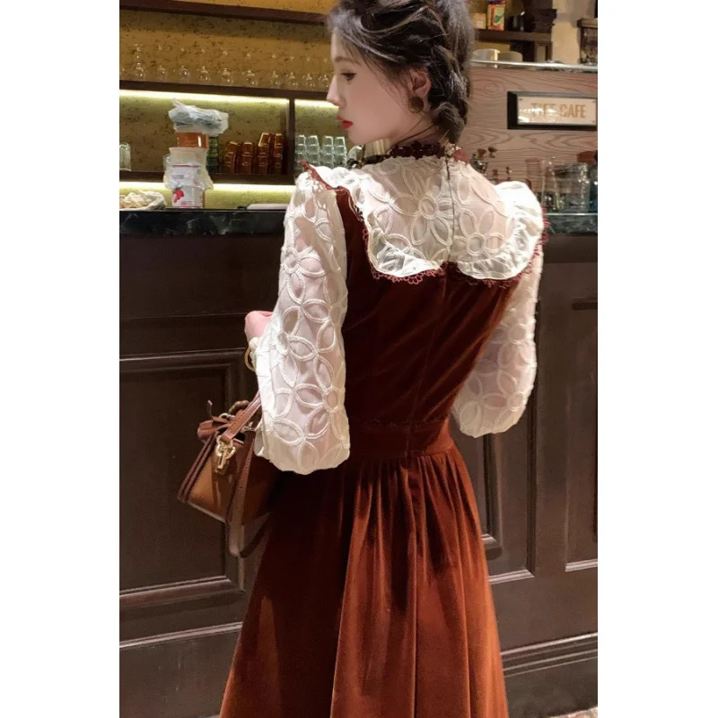 Vintage Velvet Midi Dress Women Elegant Lace Patchwork Dresses Autumn Harajuku Korean Puff Long Sleeve Bodycon Design Vestidos
Vintage Velvet Midi Dress Women Elegant Lace Patchwork Dresses Autumn Harajuku Korean Puff Long Sleeve Bodycon Design Vestidos