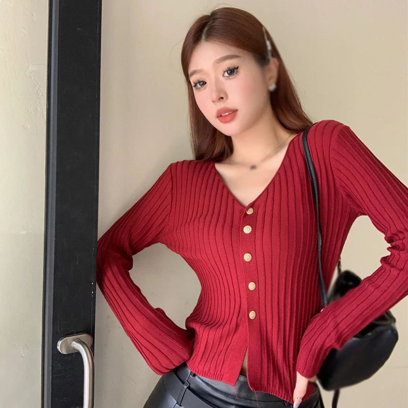 Single Breasted Cardigan Sweater Spring Autumn V Neck Temperament Versatile Solid Colour Women's Sweater Cardigan
Single Breasted Cardigan Sweater Spring Autumn V Neck Temperament Versatile Solid Colour Women's Sweater Cardigan