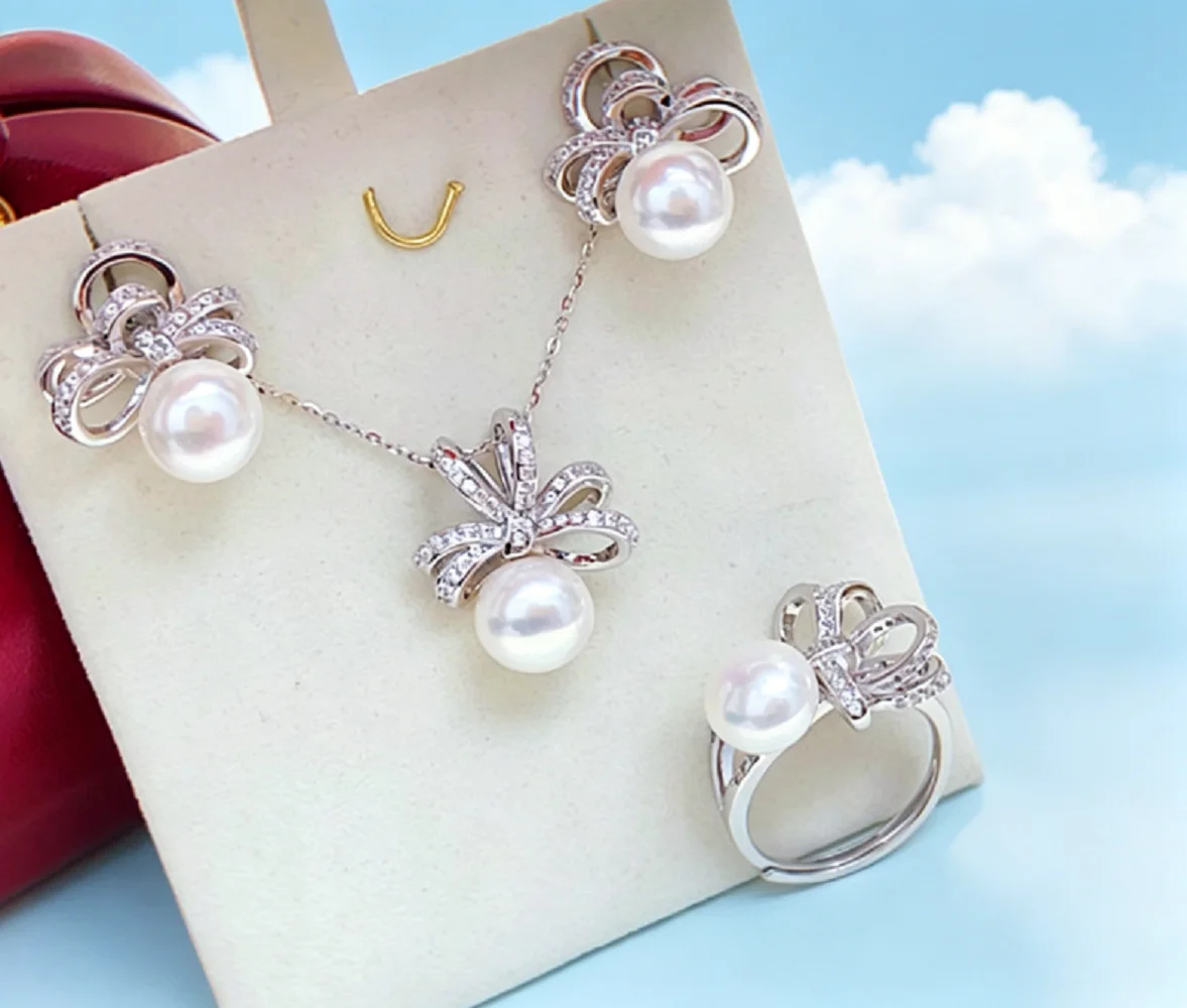 Natural Pearl Jewelry Set AAAA9-10mm Pendant Earnail Ring Three Piece Set 925s/18in
Natural Pearl Jewelry Set AAAA9-10mm Pendant Earnail Ring Three Piece Set 925s/18in