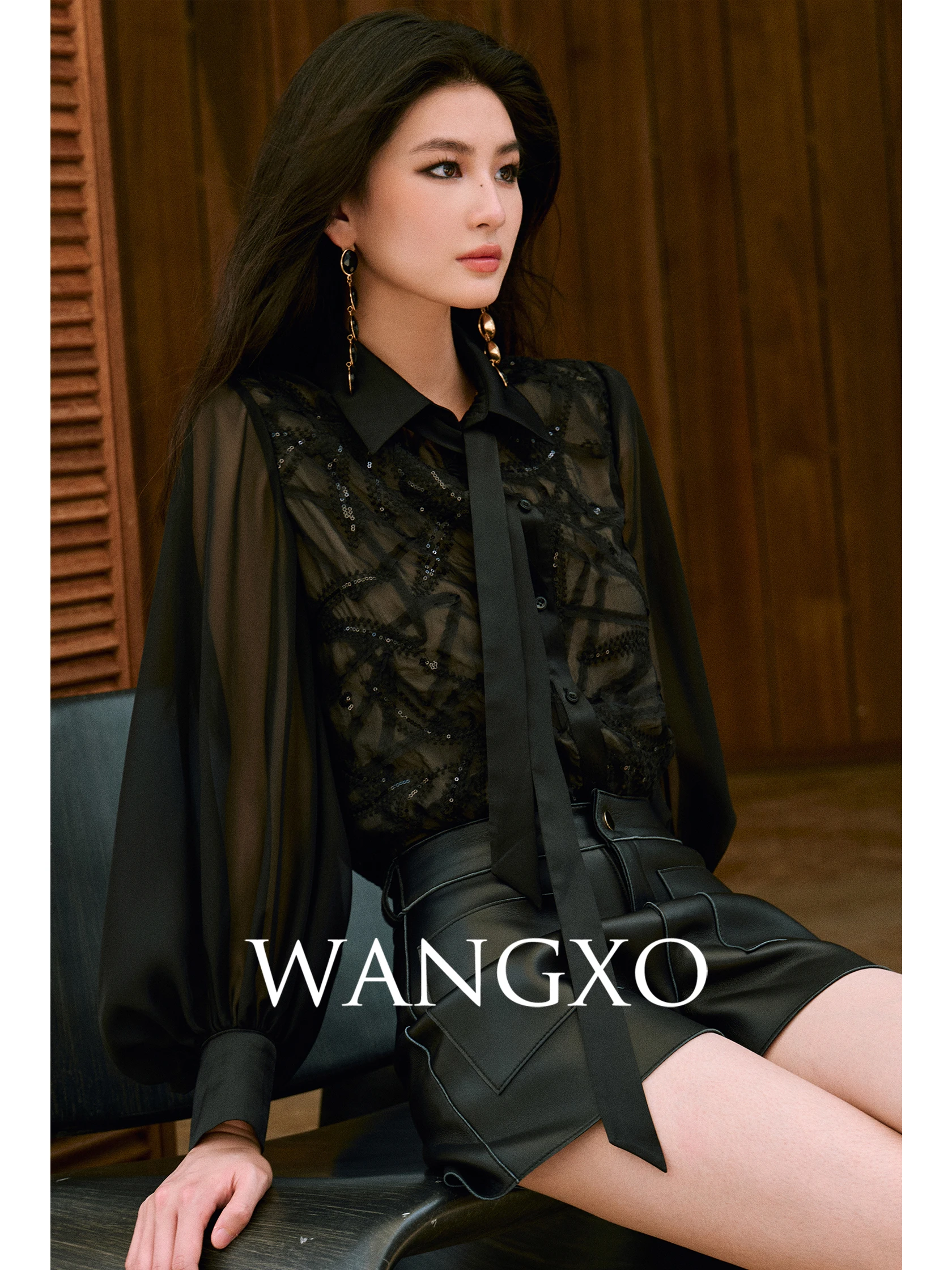 Wangxo Women's Loose Shirt with Heavy Embroidery European Organza Underlay Sash Lantern Sleeve Long Sleeve Neck
Wangxo Women's Loose Shirt with Heavy Embroidery European Organza Underlay Sash Lantern Sleeve Long Sleeve Neck