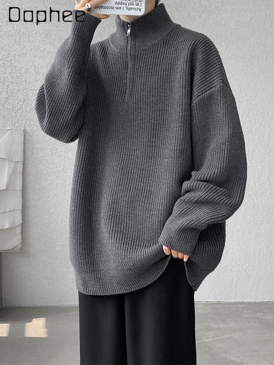 2025 Autumn Winter Commuting Style Gray Half-Zip Simple Sweater Men's Loose Stand Collar Black White Knitted Cardigan
2025 Autumn Winter Commuting Style Gray Half-Zip Simple Sweater Men's Loose Stand Collar Black White Knitted Cardigan