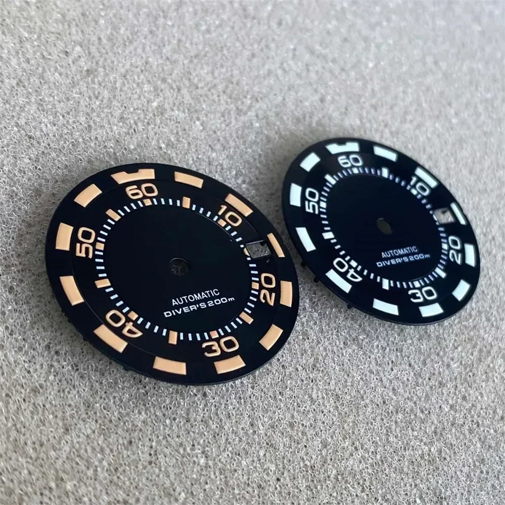 28.5mm Green Luminous Watch Dial for NH35 NH36 4R 7S Watch Movement SKX Dial Watch Modified Accessories NEW DIY
28.5mm Green Luminous Watch Dial for NH35 NH36 4R 7S Watch Movement SKX Dial Watch Modified Accessories NEW DIY