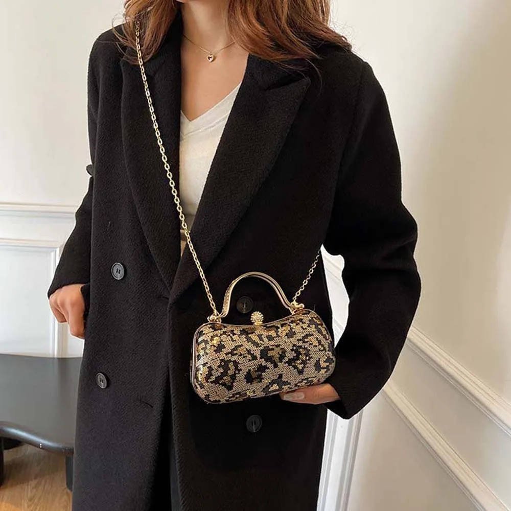 Shoulder Bag Leopard Print Evening Banquet Bag Glitter Sequins Ladies Clutch Bag Polyester Large Capacity Box Handbag Storage
Shoulder Bag Leopard Print Evening Banquet Bag Glitter Sequins Ladies Clutch Bag Polyester Large Capacity Box Handbag Storage