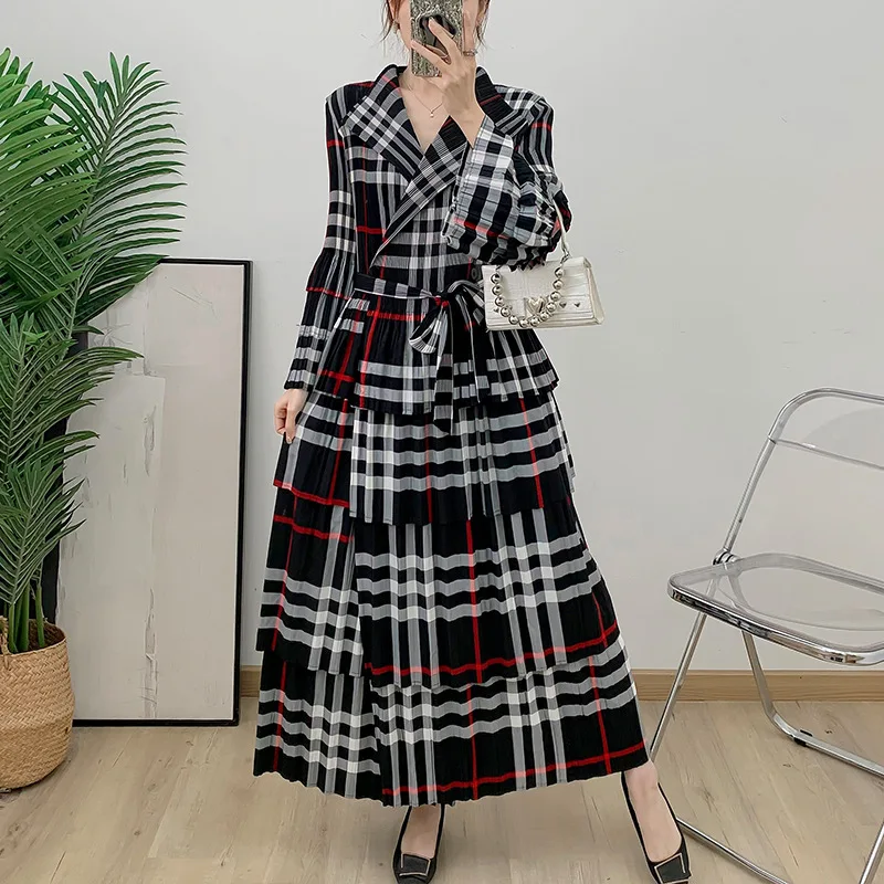 Pleated Plaid Print Dress 2025 Spring and Summer New Elegant Women's Casual Dress
Pleated Plaid Print Dress 2025 Spring and Summer New Elegant Women's Casual Dress